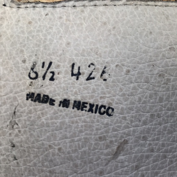 Beautiful Bed Stu boots - Picture 3 of 13